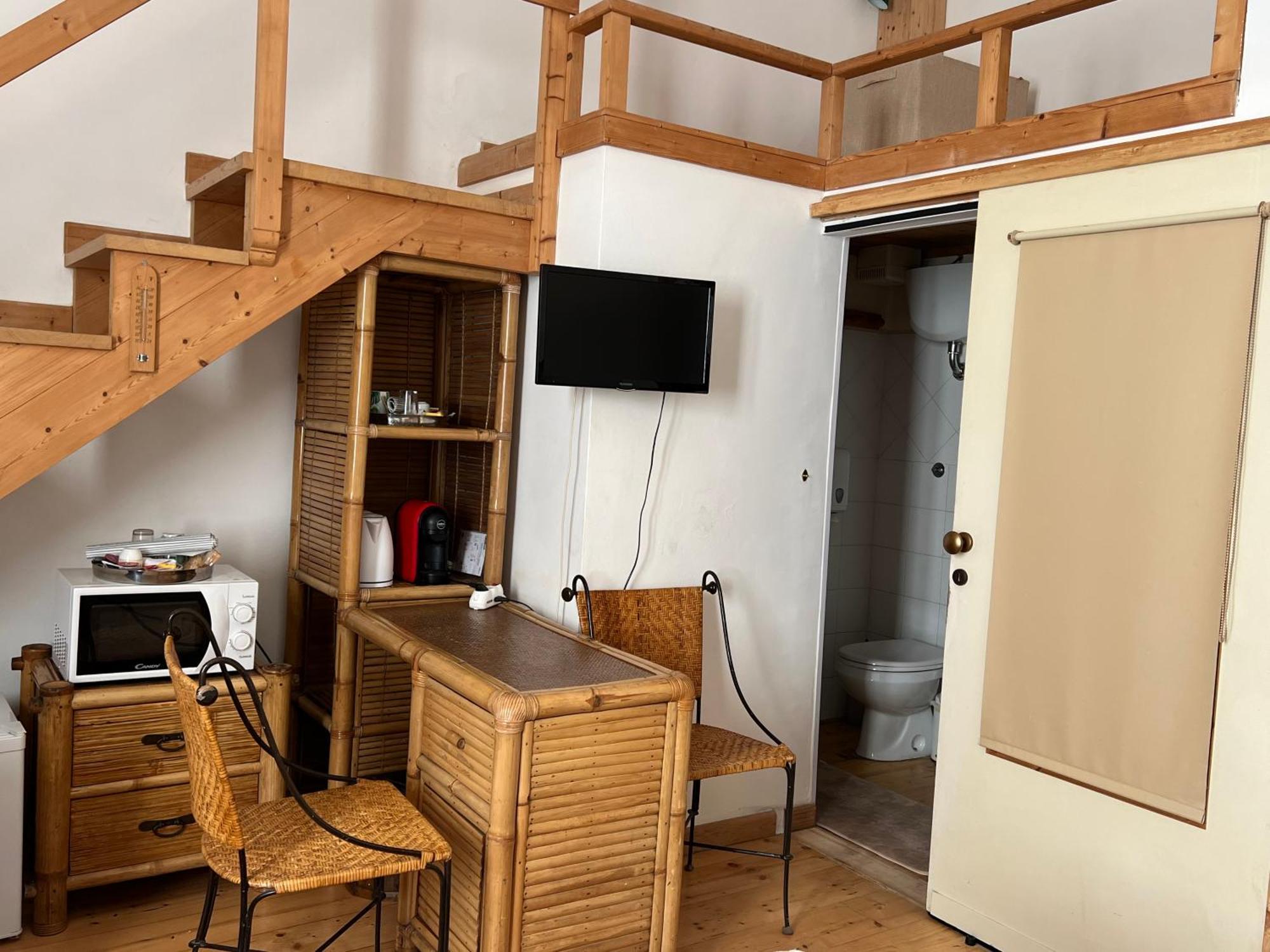 B&B Le Finestre Su Via Cavour Sassari Pokój zdjęcie