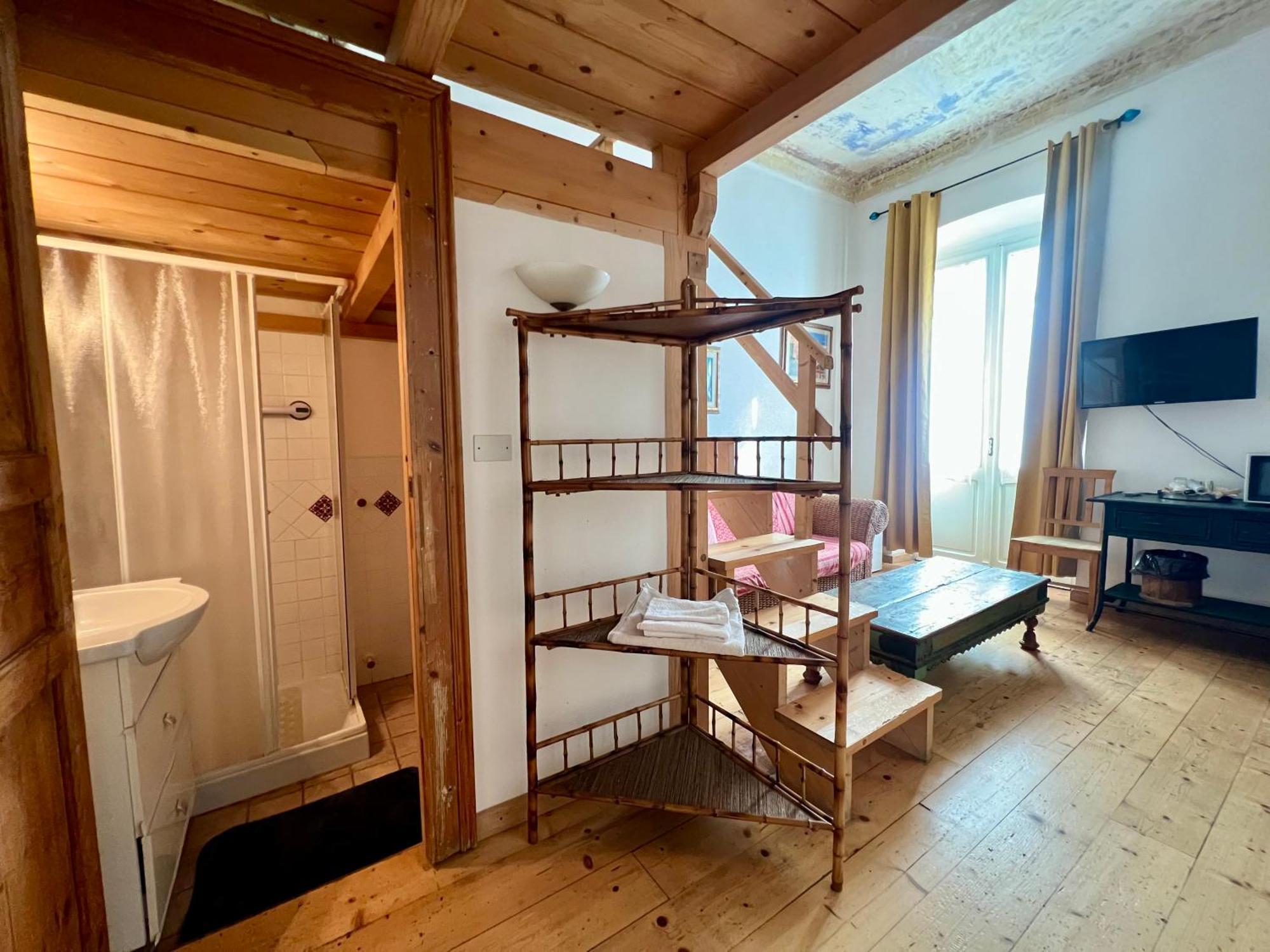 B&B Le Finestre Su Via Cavour Sassari Pokój zdjęcie